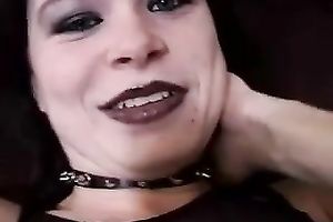 Insanely lascivious emo Married slut receives her pussy expertly eaten out