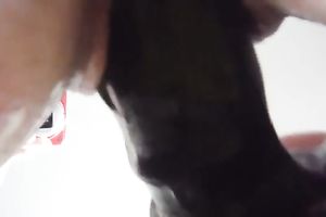 Toying girlfriend's soaked wet crack and eating out her dry