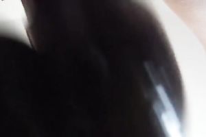 Toying girlfriend's soaked wet crack and eating out her dry