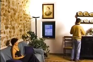 Short haired bitchy harlot in dark nylons acquires spoon pose attacked