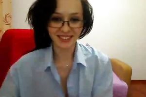 Appetizing dark brown temptress shows her skinny body on livecam