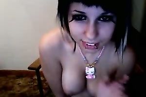 This extremely lustful livecam model knows how put on a show