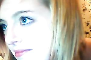 Pale dilettante floozy flashed her wet crack and rubbed it a bit on cam