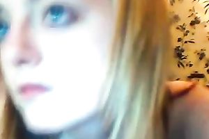 Pale dilettante floozy flashed her wet crack and rubbed it a bit on cam