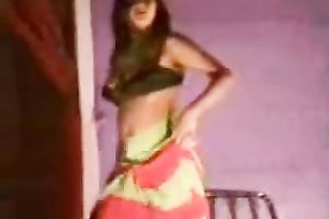 Sexy dilettante Lahaori floozy in erotic dance on the stage