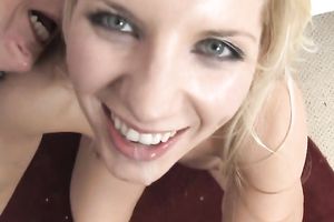 Whorish white blondie receives her ribald face hole screwed hard