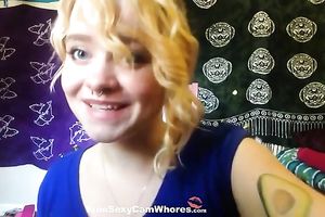 This hoe shakes her large ass for me and her booty is so gorgeous to look at