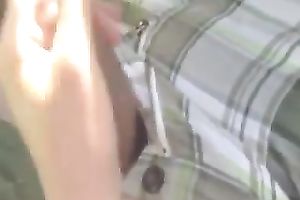 My girlfriend is giving me a cook jerking during a road travel