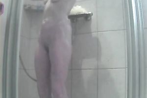 Sex hungry slender doxy hops on biggest sex tool with hairless vagina