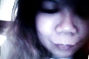 Amateur aged chubby woman on cam masturbating