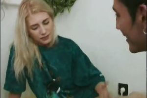 Svelte golden-haired hottie with sagged billibongs blows large shlong