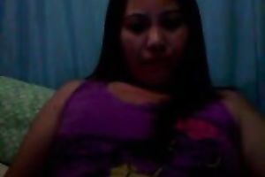 Amateur corpulent livecam woman was rubbing her strong twat a bit