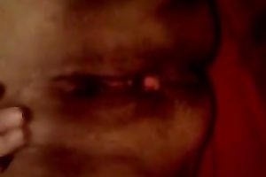 My older co-worker can not aid but groan whilst I finger her vagina