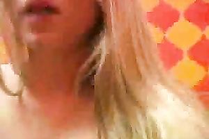 Close up clip of my GF masturbating her trimmed cookie in the water closet