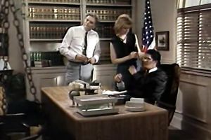 Mesmerizing dark brown playgirl gets her worthy poontang rubbed