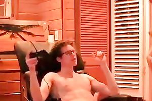 We are two gamers and we paly games even when we fuck