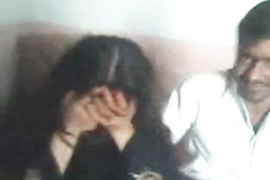 My brunette hair Indian girlfriend agreed to have sex on livecam