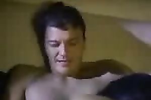 She gave an astonishing orall-service and let him to fuck her hard