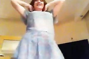 Adorable Turkish gigner playgirl shows astonishing abdomen dance