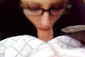 Pale skin brunette hair nerdy college playgirl gives me orall-service outdoors