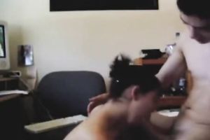 Cock crazed Asian wench knows how to give excellent oral-sex