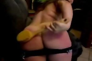 Nice wet white a-hole getting drubbing on livecam in solo