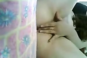 Curvaceous Arabian mother I'd like to fuck caresses her cookie for me on livecam