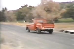 Fuck dying fellow stopped the engine and asked his bitchy traveler to engulf