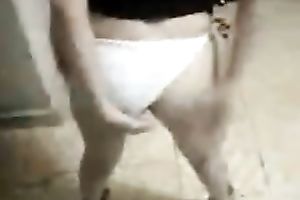 Sexy brunette hair bitch films herself in the bath flashing