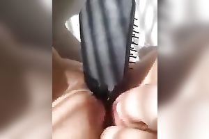When I do not have fake penis in my bag I push my snatch with a hair brush