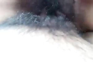 Kinky slutwife takes unshaved 10-Pounder in her shaggy snatch for a ride in the car