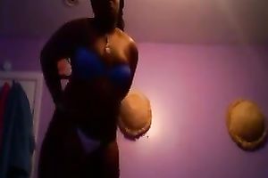 Amateur black skinned black cock slut flashed her large boobies and arse in belts