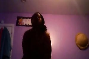 Amateur black skinned black cock slut flashed her large boobies and arse in belts