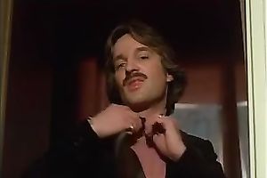 Light haired dumpy slut gives astonishing blow job to her freaky paramour