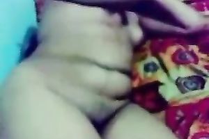 Indian amateur bulky nympho naked her large gazoo and natural whoppers