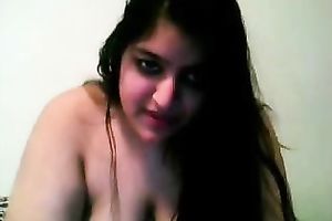 Chubby Indian dark brown playgirl shows off her vagina and her mounds