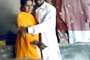 Horny Pakistani spouse seduces and bonks his wifey