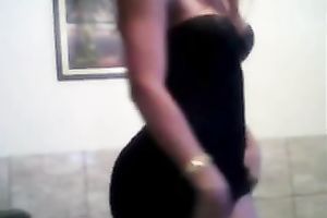 She has flawless curves but not pretty face