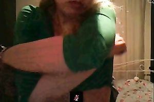 My hot girlfriend can't live without to expose these tasty meatballs of hers