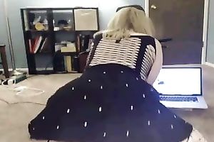 Astonishing cam vid with blonde big beautiful woman toying her wet crack and booty