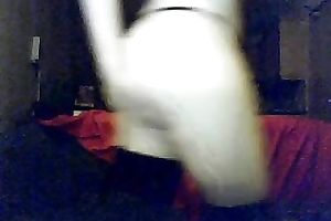 Shaking my hawt arse on cam during the time that wearing my dark strap