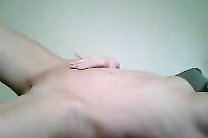 Blonde beauty shows her bra buddies on livecam and bangs her vag with a sex-toy