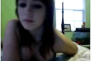 Webcam angel with puffy milk sacks receives in nature's garb and diddles her fur pie