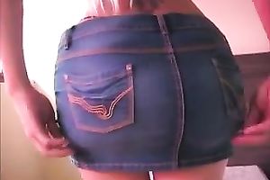 Athletic t-girl with large pointer sisters shows off her ideal body