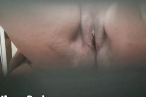 Old overweight blond white lady flashes her her giant pussy and saggy billibongs