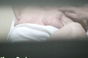 Old overweight blond white lady flashes her her giant pussy and saggy billibongs