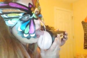 Wearing butterfly mask blonde haired cam whore was playing with a toy