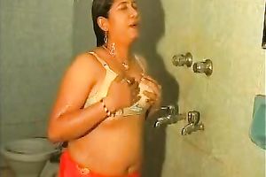 Chunky Indian dilettante slutty wife filmed in the shower room