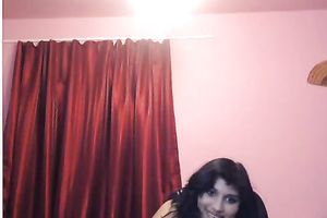 Pretty amateur wife with big bra buddies chats topless on cam with her friends