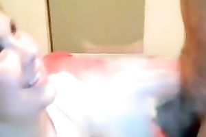 Cute pale livecam girlie provided her BF's knob with a oral job